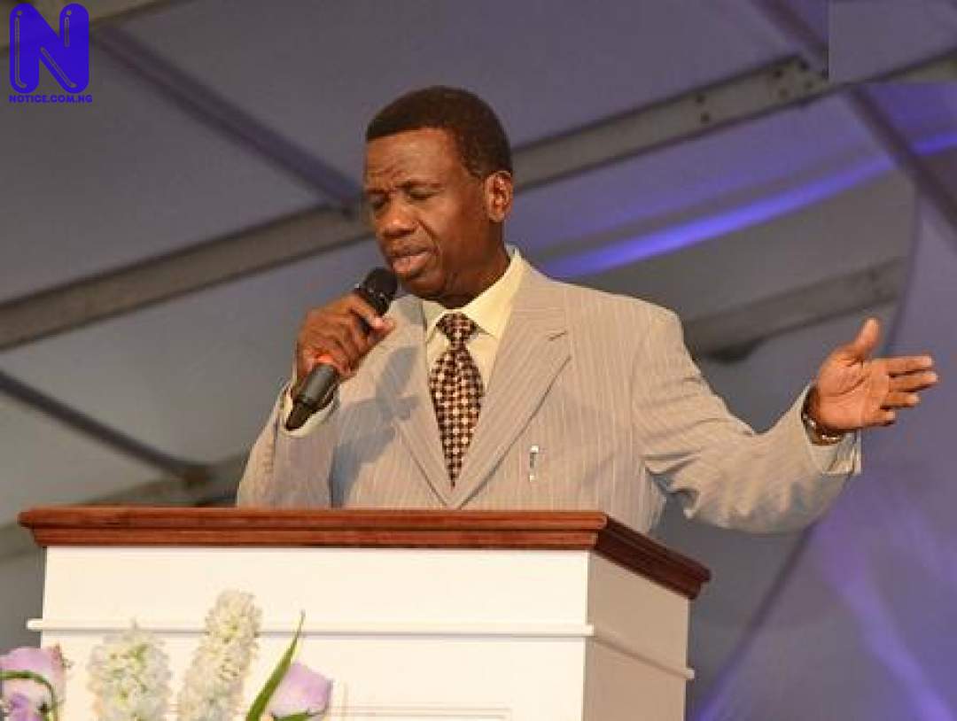 ADEBOYE-PRAYS1