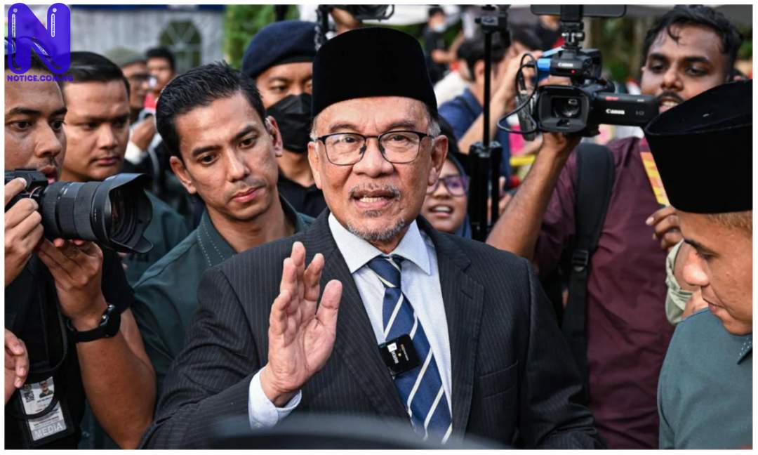 Malaysian opposition leader Anwar Ibrahim named new PM COLLAGE-MAKER-24-NOV-2022-10