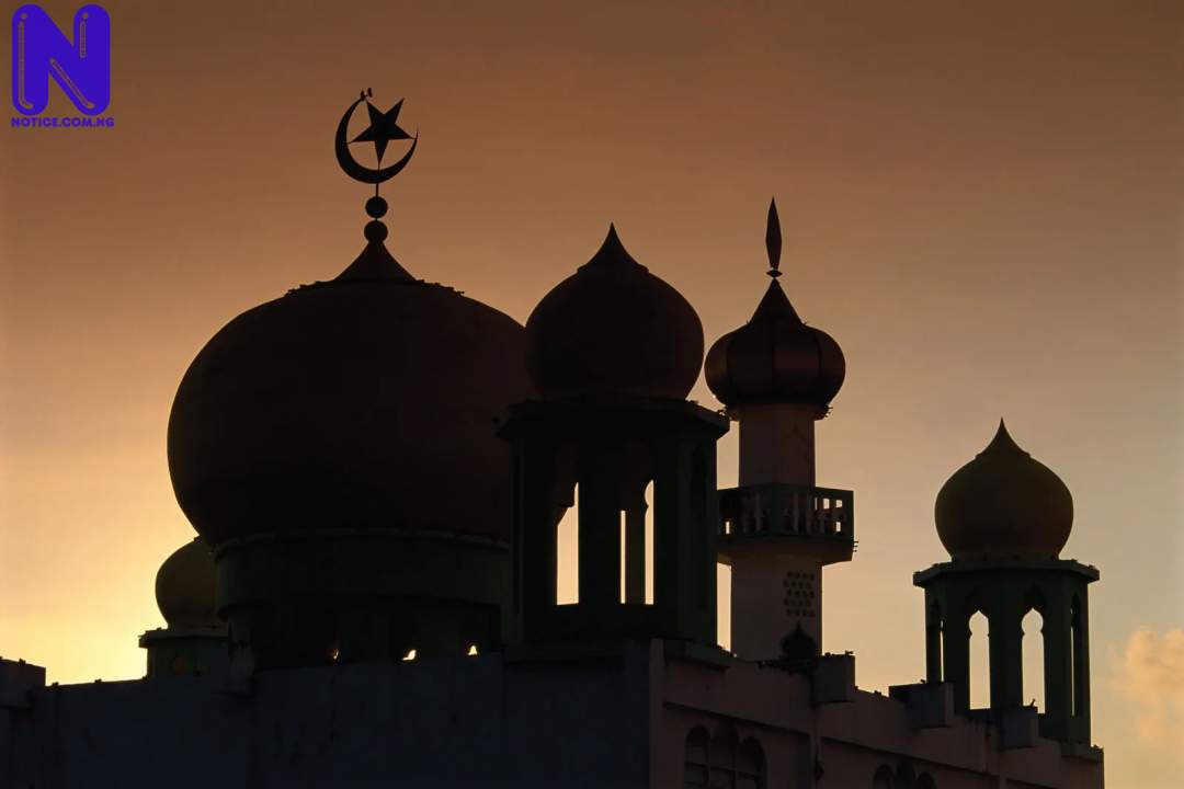 DOMES-MOSQUE-MALAYSIA