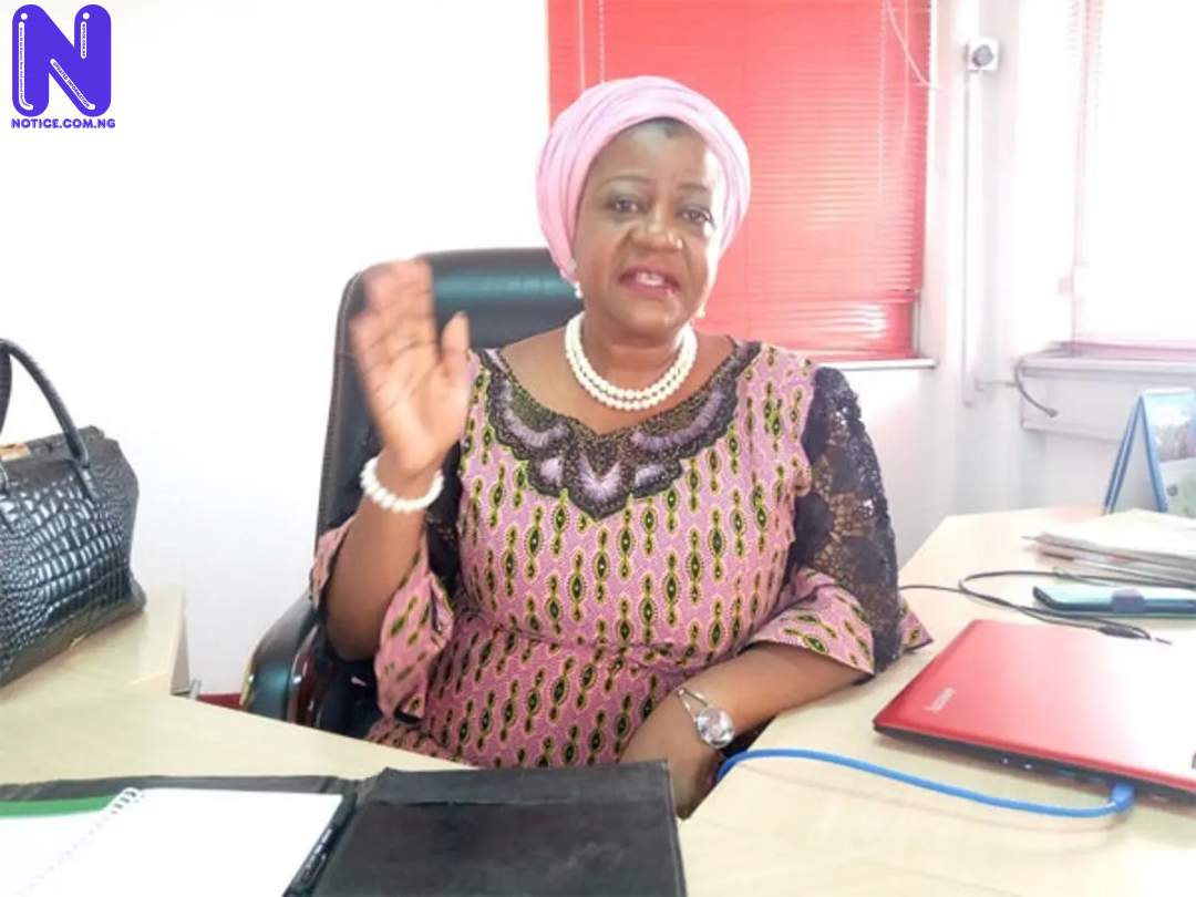 LAURETTA-ONOCHIE