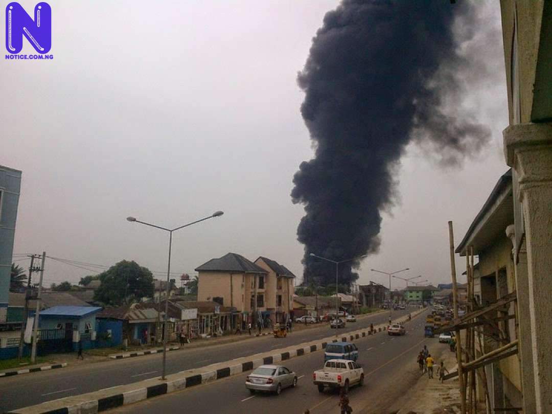 MEDIAHOARDERS COM NG-BREAKING-NEWS-EXPLOSION-ROCKS-PORT-HARCOURT-PHOTO-01