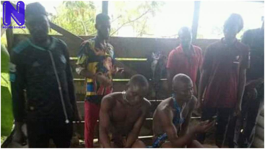 Vigilante arrest, question suspected kidnappers in Delta community PJIMAGE-75149752