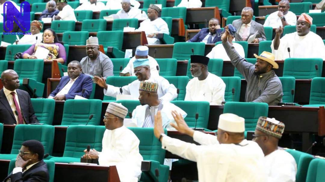 Reps move to remove police from contributory pension, as retired officers storm NASS REPS104740
