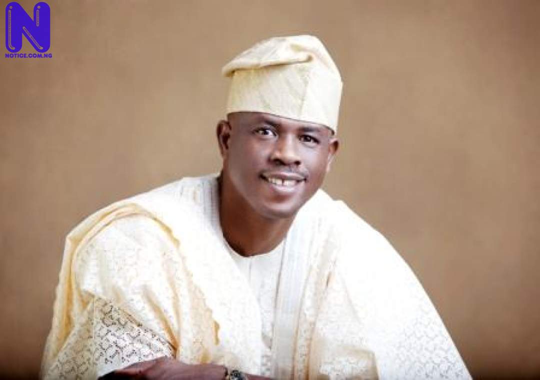 SENATOR-OBANIKORO-PORTRAIT