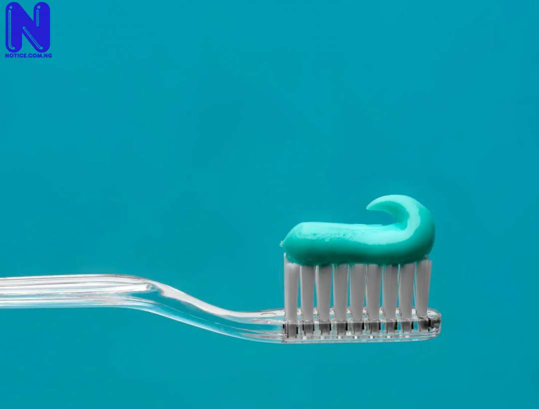 TOOTHPASTE